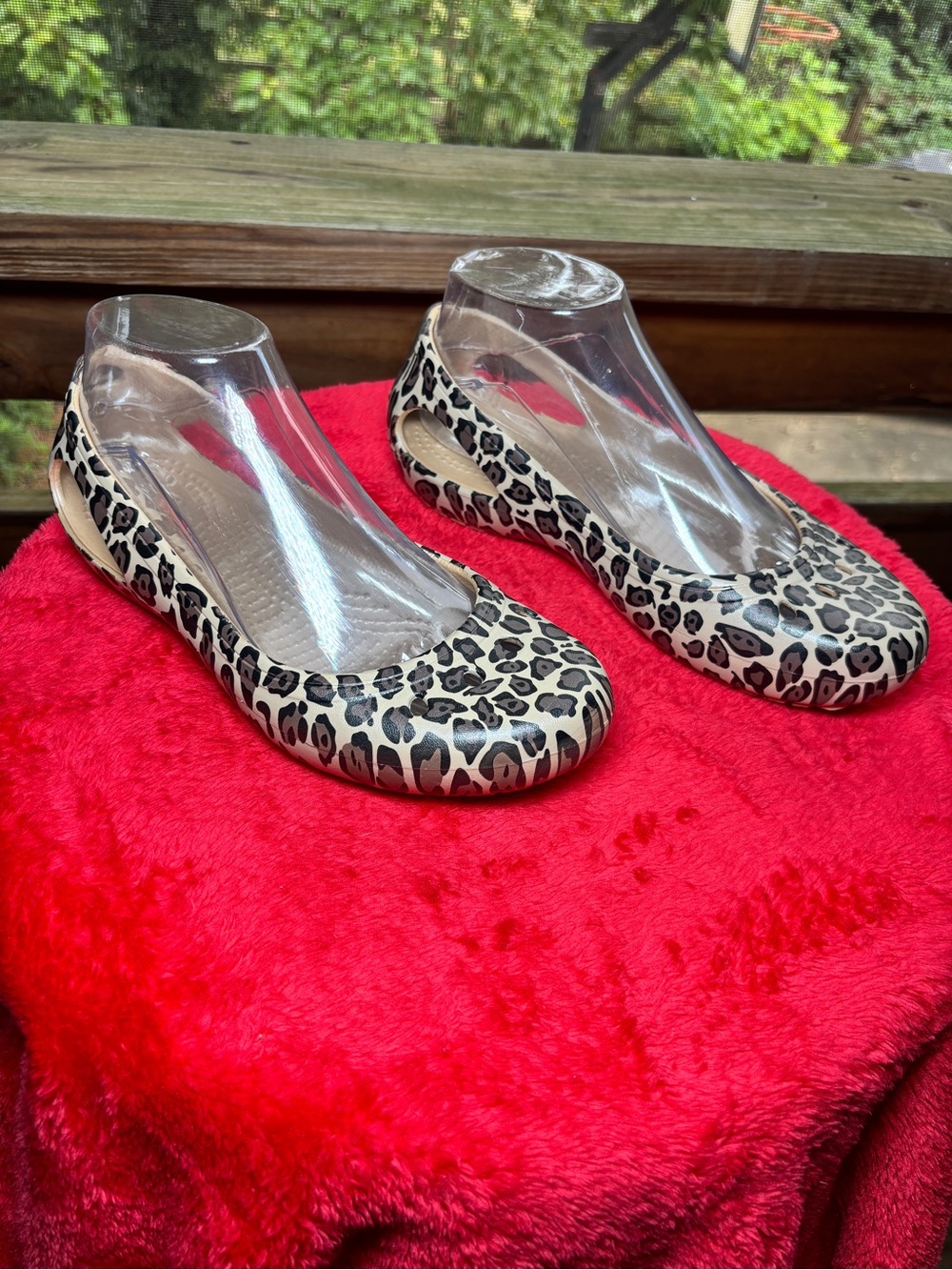 Crocs Kadee Ballet Flats Womens 7 Leopard Cheetah Animal Print Slip On 11710